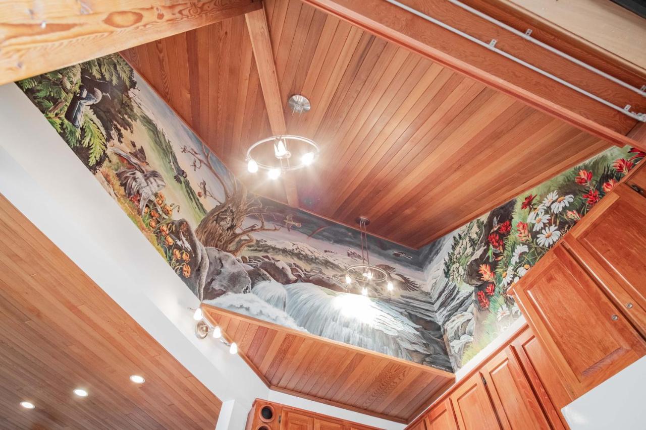 Rainbow By Outpost Whistler Villa Екстериор снимка