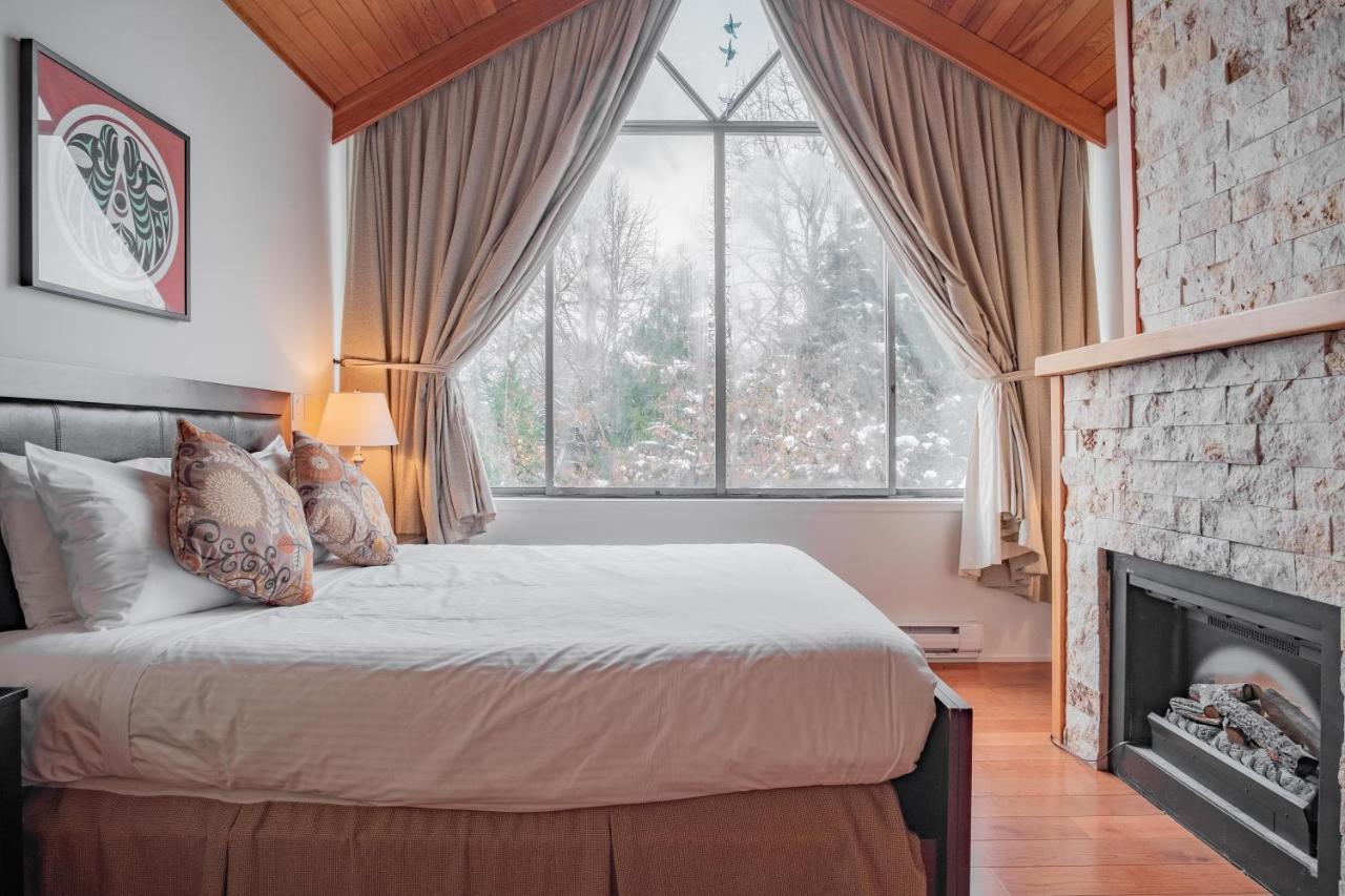Rainbow By Outpost Whistler Villa Екстериор снимка