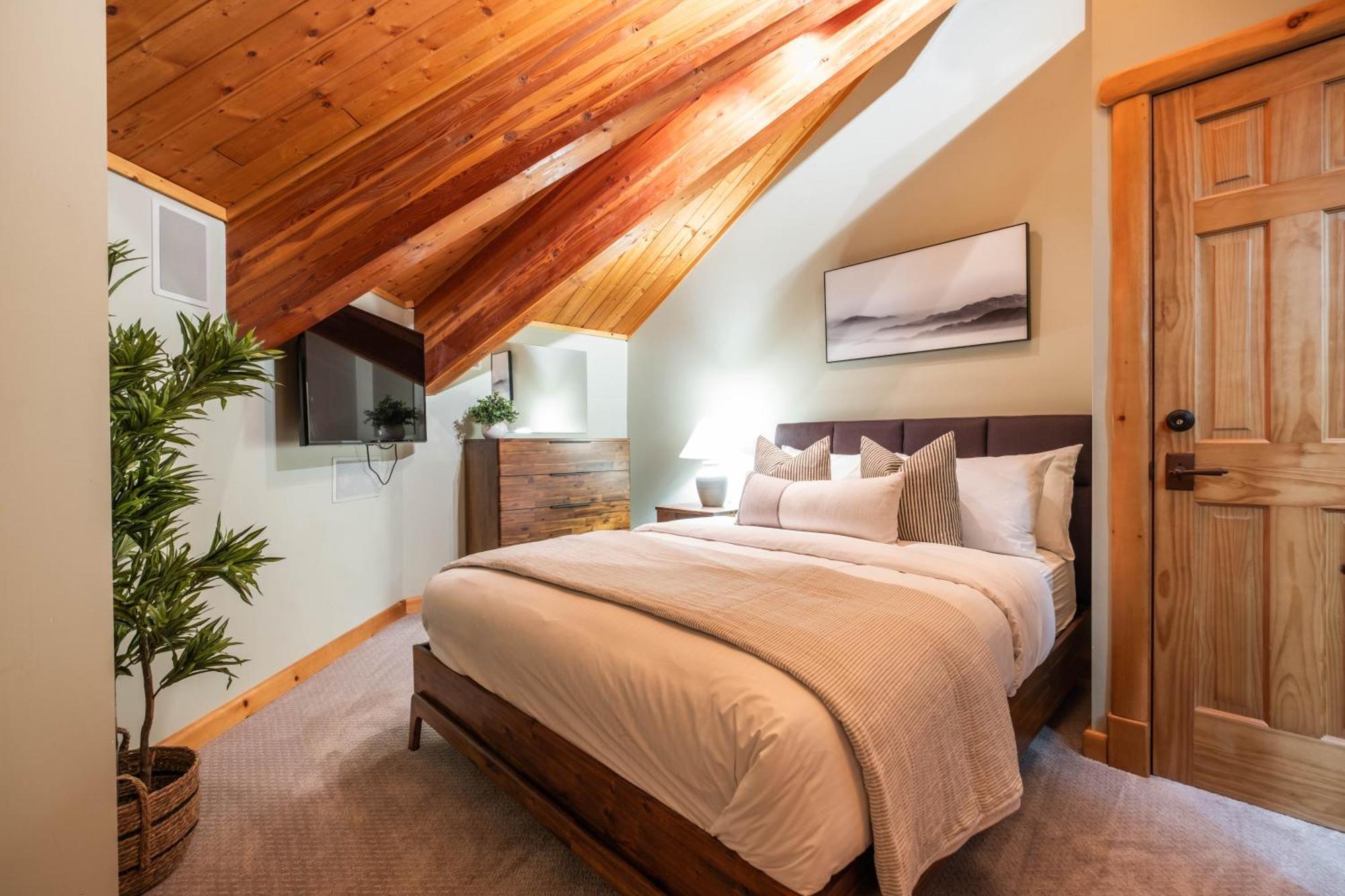 Rainbow By Outpost Whistler Villa Екстериор снимка